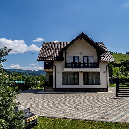 Casa Iulia Pojorâta Exterior photo